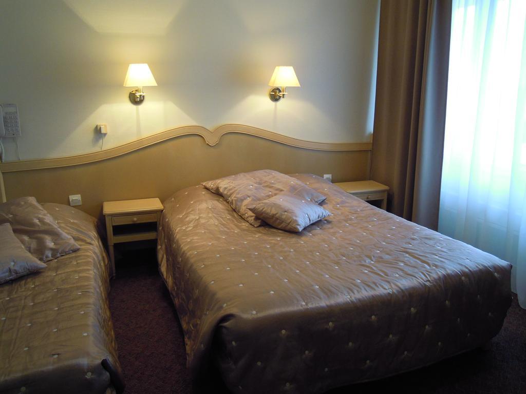 Hotel De Paris Courseulles-sur-Mer Dış mekan fotoğraf